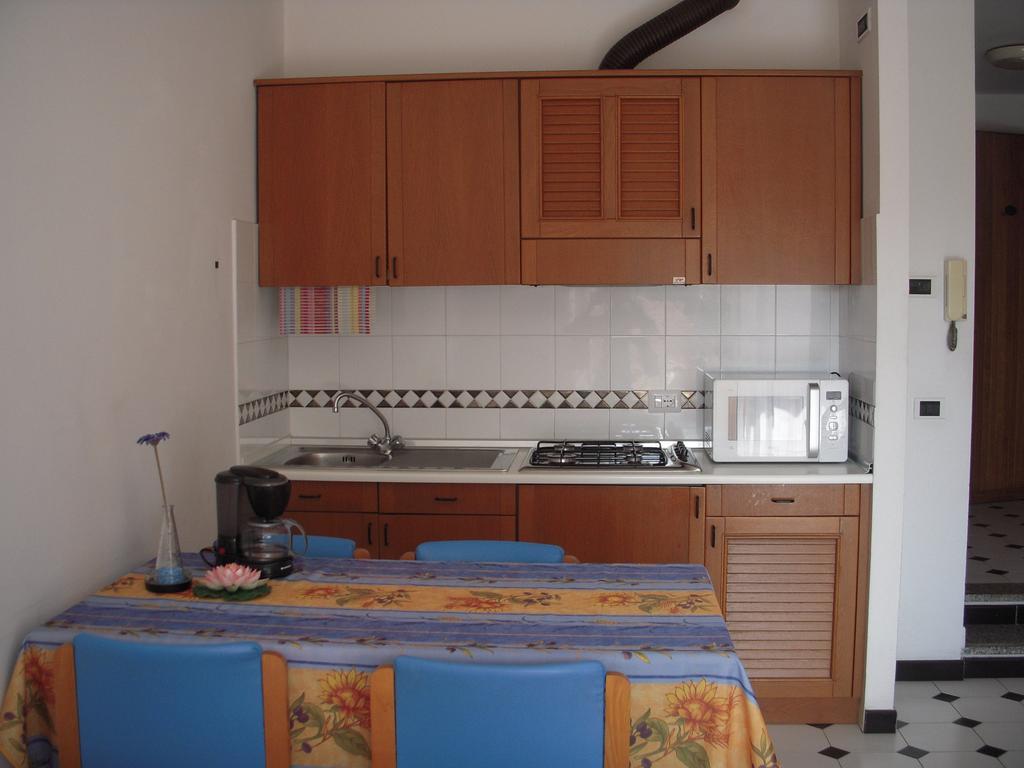 Residence Hotel Edy Imperia Zewnętrze zdjęcie