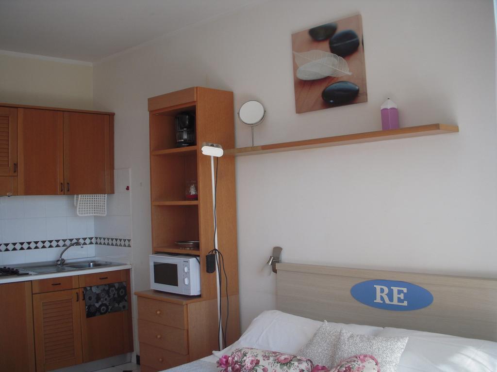 Residence Hotel Edy Imperia Zewnętrze zdjęcie