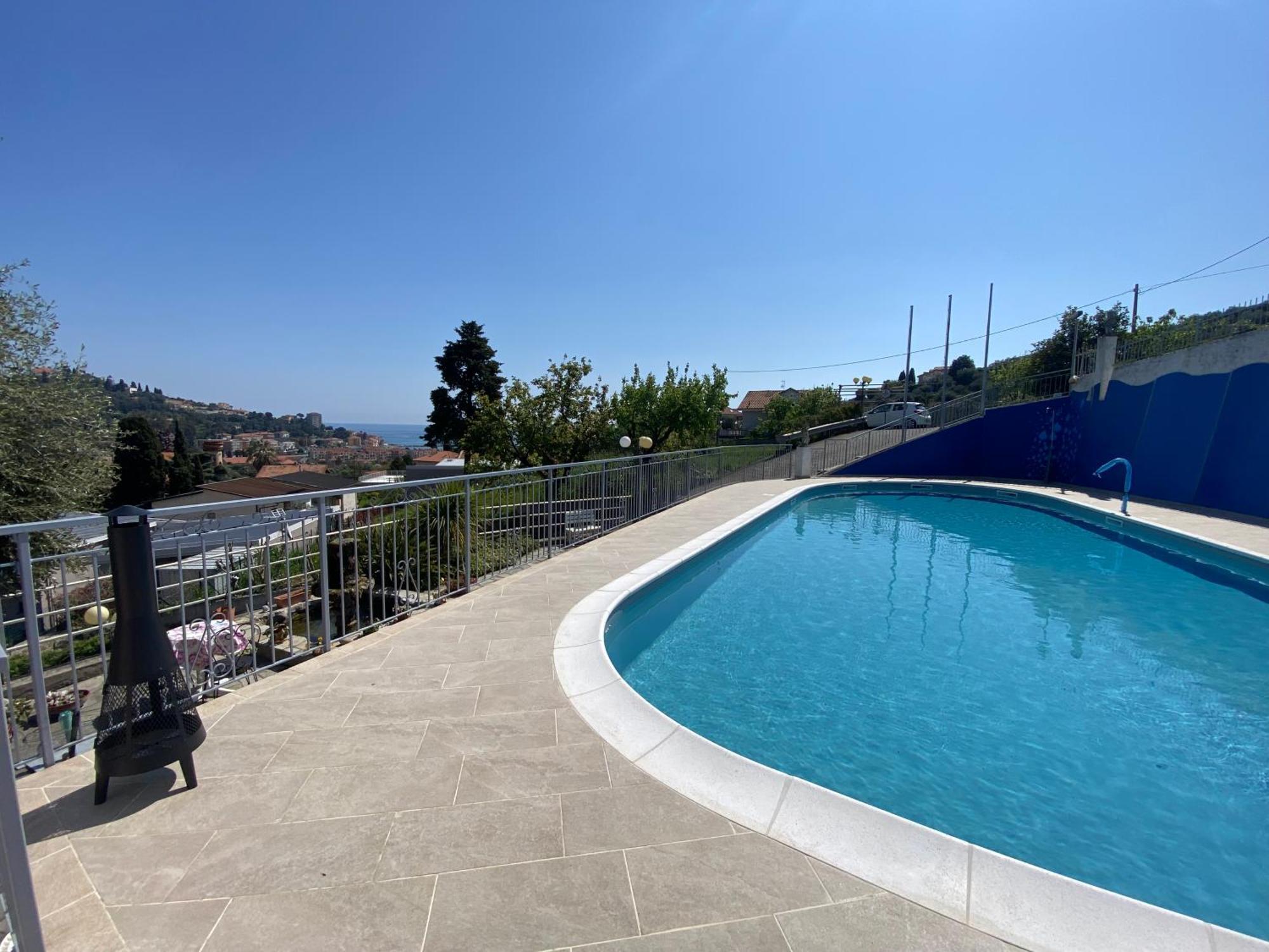 Residence Hotel Edy Imperia Zewnętrze zdjęcie