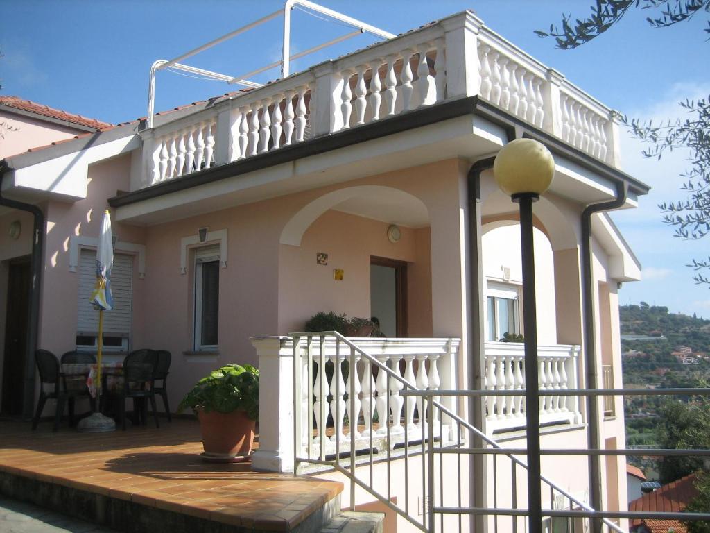 Residence Hotel Edy Imperia Zewnętrze zdjęcie